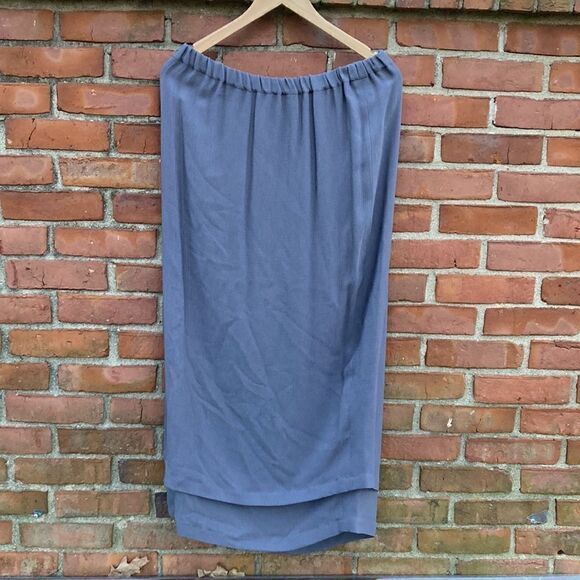 DAyLiLi Silk Two Piece Gray Long Sleeve Cardigan & Pull-on Midi/maxi Skirt Set - Picture 4 of 13